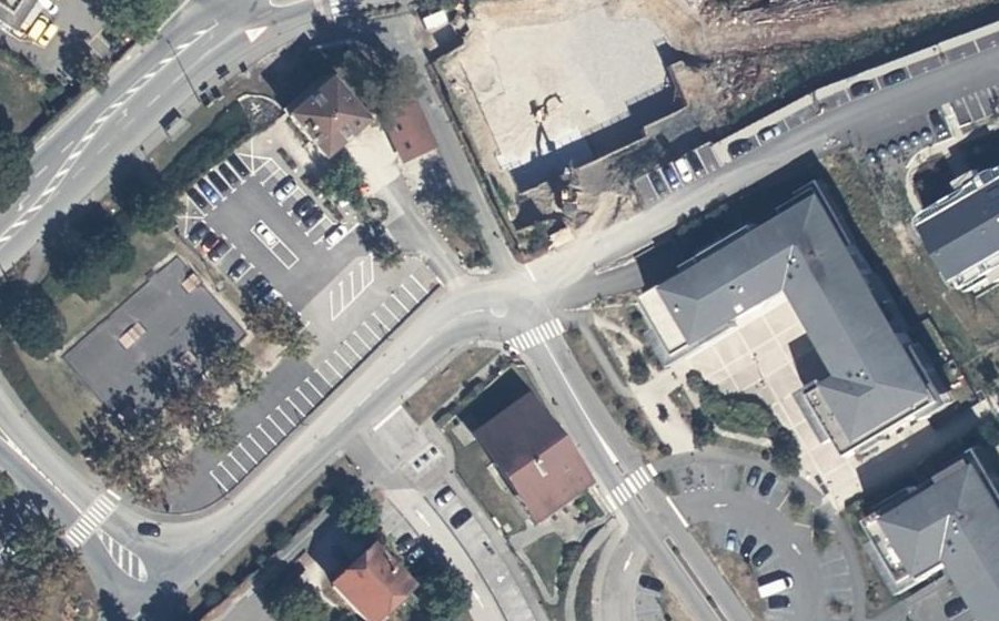 Vue aérienne du Mini-giratoire n°289649565