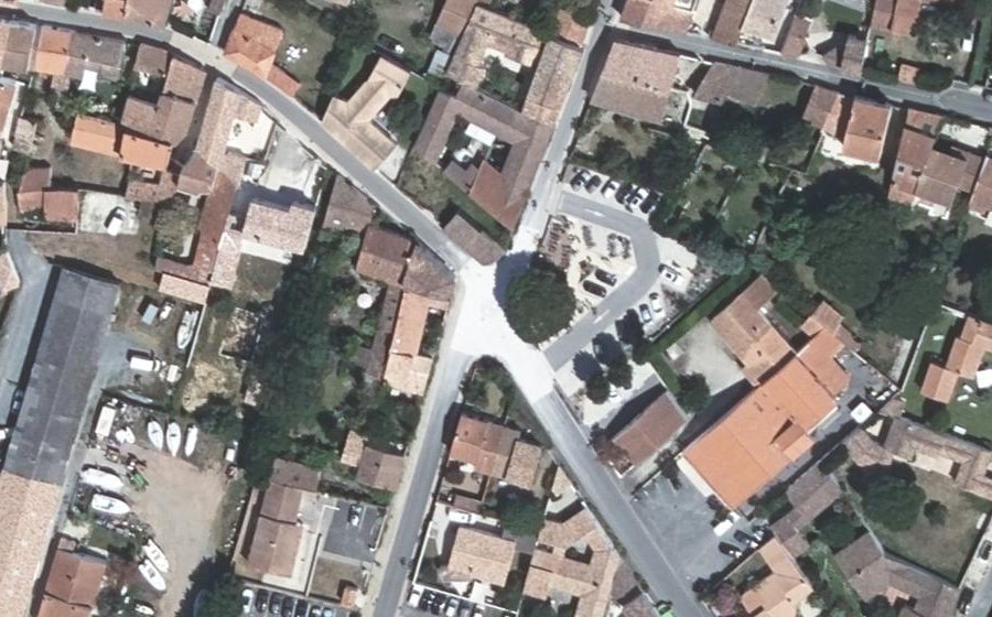 Vue aérienne du Mini-giratoire n°289696579