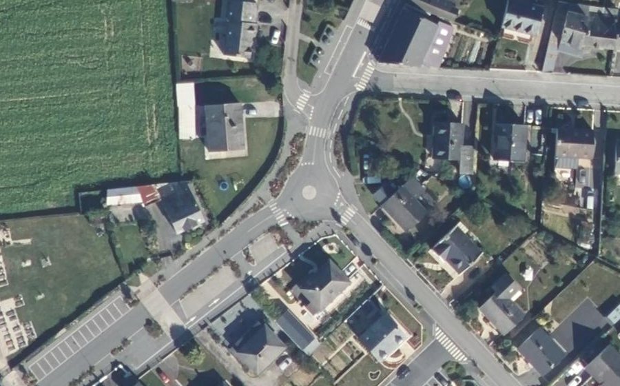 Vue aérienne du Mini-giratoire n°289788386
