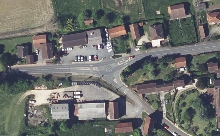 Vue aérienne du Mini-giratoire n°290391516