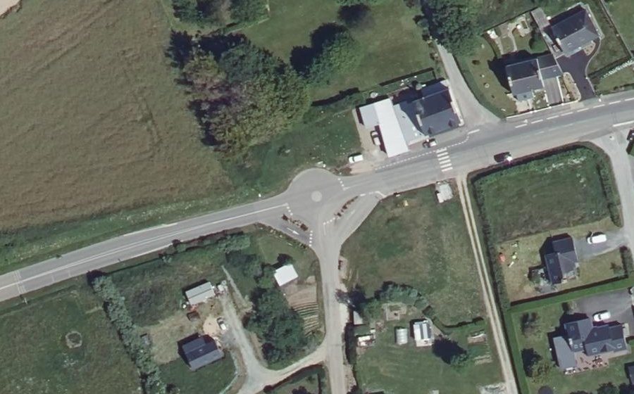Vue aérienne du Mini-giratoire n°290644679