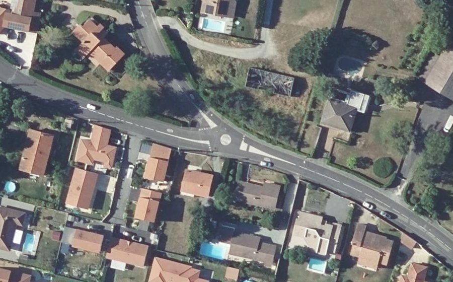 Vue aérienne du Mini-giratoire n°290897380