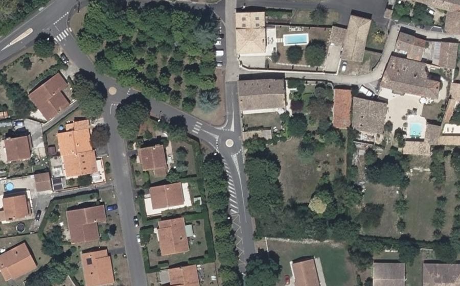 Vue aérienne du Mini-giratoire n°291221203