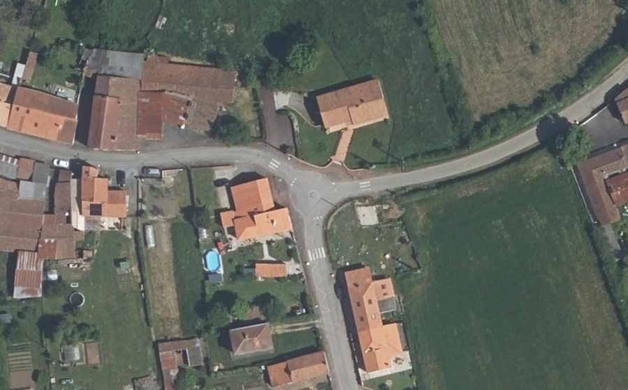 Vue aérienne du Mini-giratoire n°292298398