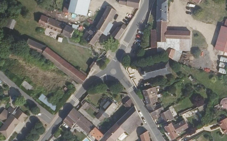 Vue aérienne du Mini-giratoire n°292336382