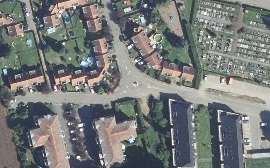 Vue aérienne du Mini-giratoire n°293757372