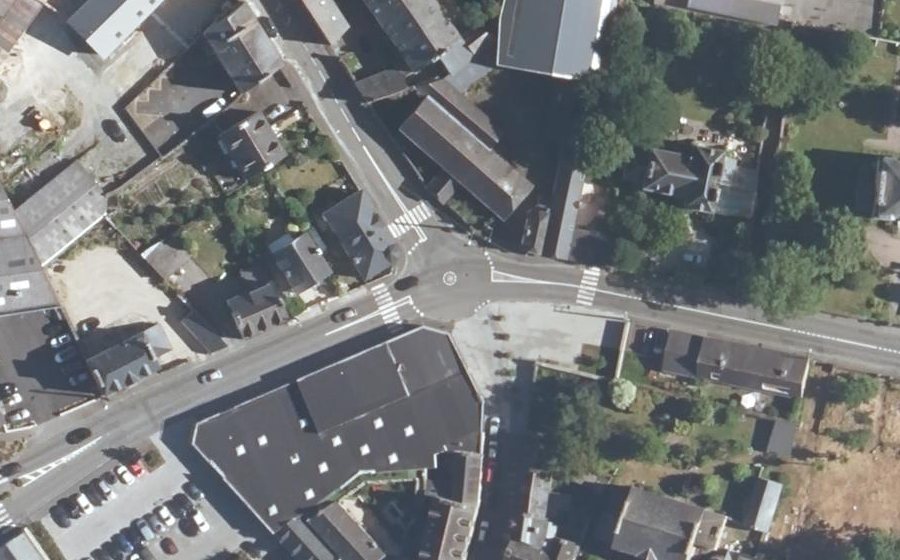 Vue aérienne du Mini-giratoire n°295076703