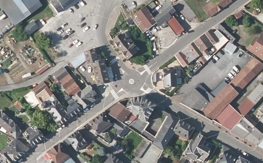 Vue aérienne du Mini-giratoire n°295315345
