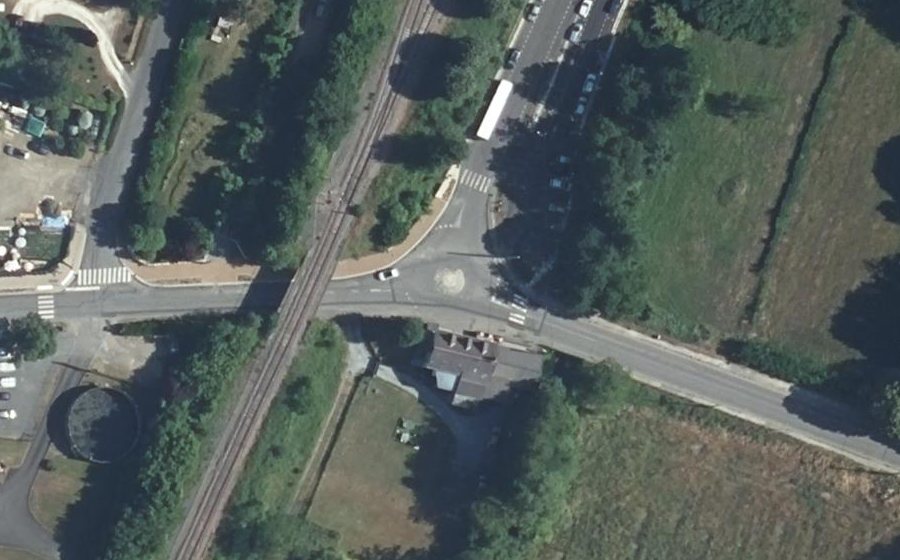 Vue aérienne du Mini-giratoire n°296140115