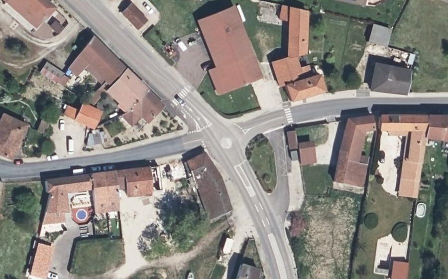 Vue aérienne du Mini-giratoire n°296318487