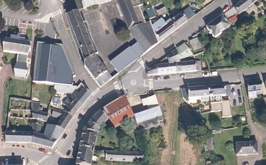 Vue aérienne du Mini-giratoire n°296416486