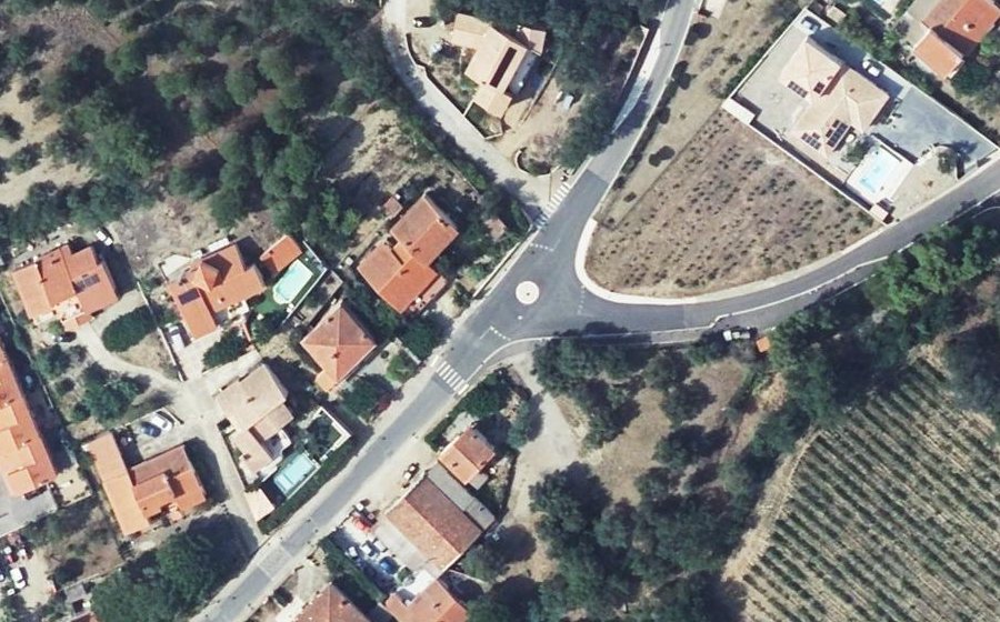 Vue aérienne du Mini-giratoire n°297458229