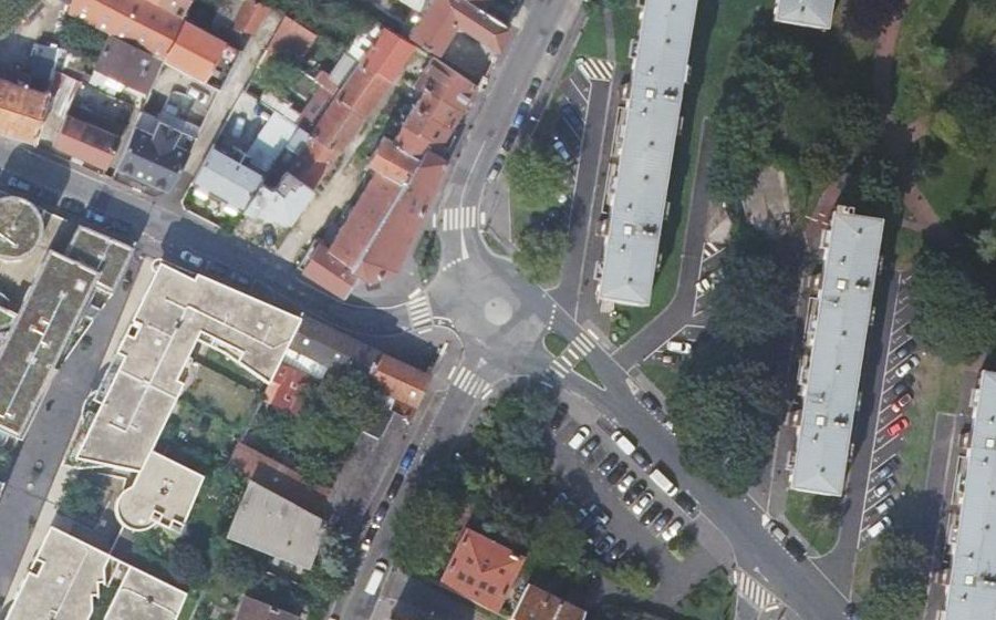 Vue aérienne du Mini-giratoire n°297514997