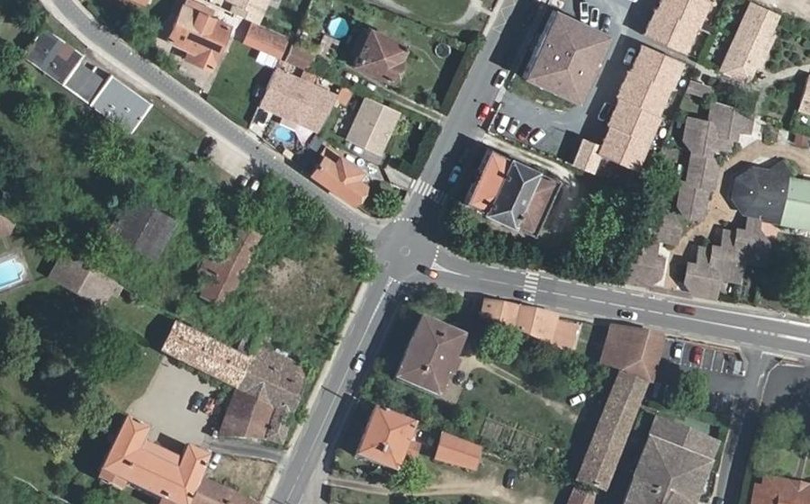 Vue aérienne du Mini-giratoire n°299128011