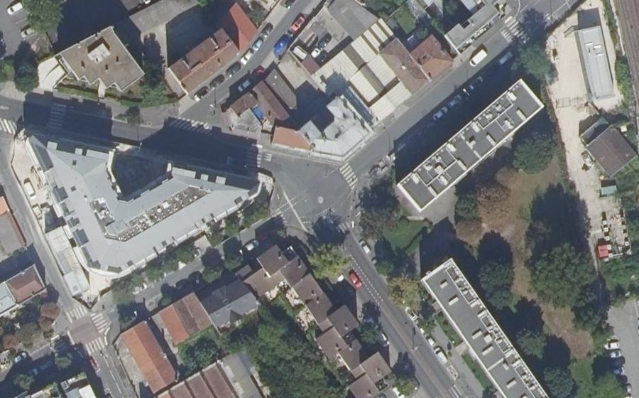 Vue aérienne du Mini-giratoire n°299830133