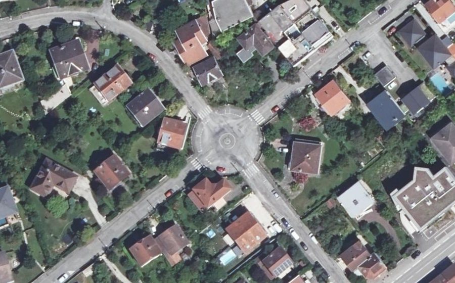 Vue aérienne du Mini-giratoire n°300796041