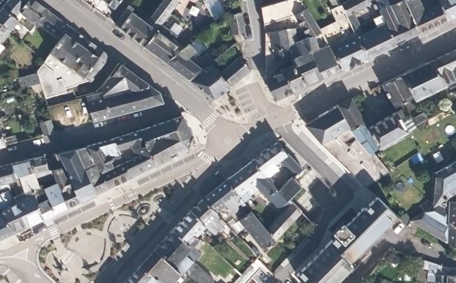 Vue aérienne du Mini-giratoire n°300856836