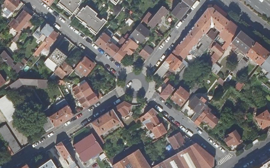 Vue aérienne du Mini-giratoire n°301142757