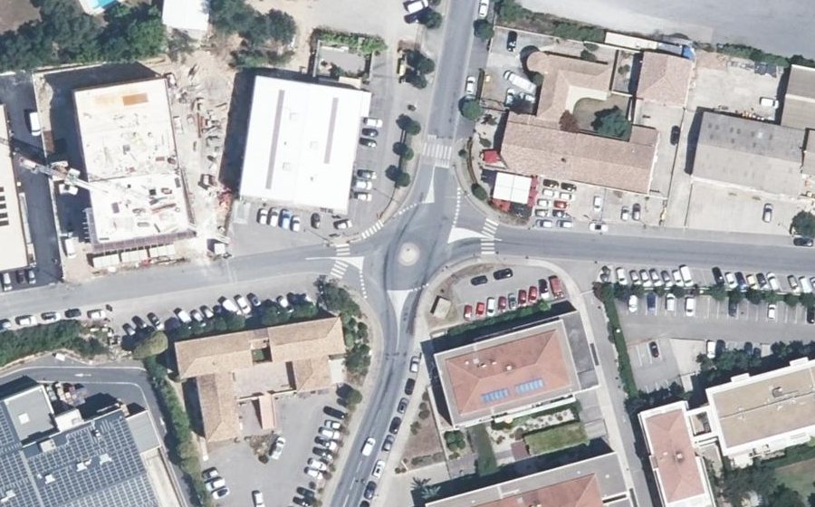 Vue aérienne du Mini-giratoire n°302049183
