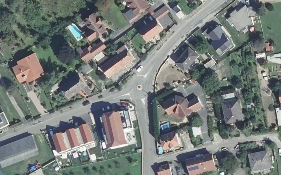 Vue aérienne du Mini-giratoire n°302095986