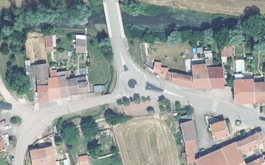 Vue aérienne du Mini-giratoire n°302386122