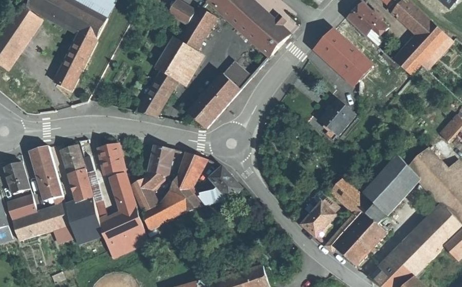 Vue aérienne du Mini-giratoire n°302569852