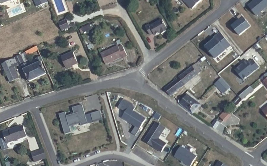 Vue aérienne du Mini-giratoire n°302721091