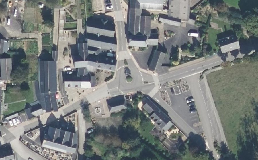 Vue aérienne du Mini-giratoire n°302860164