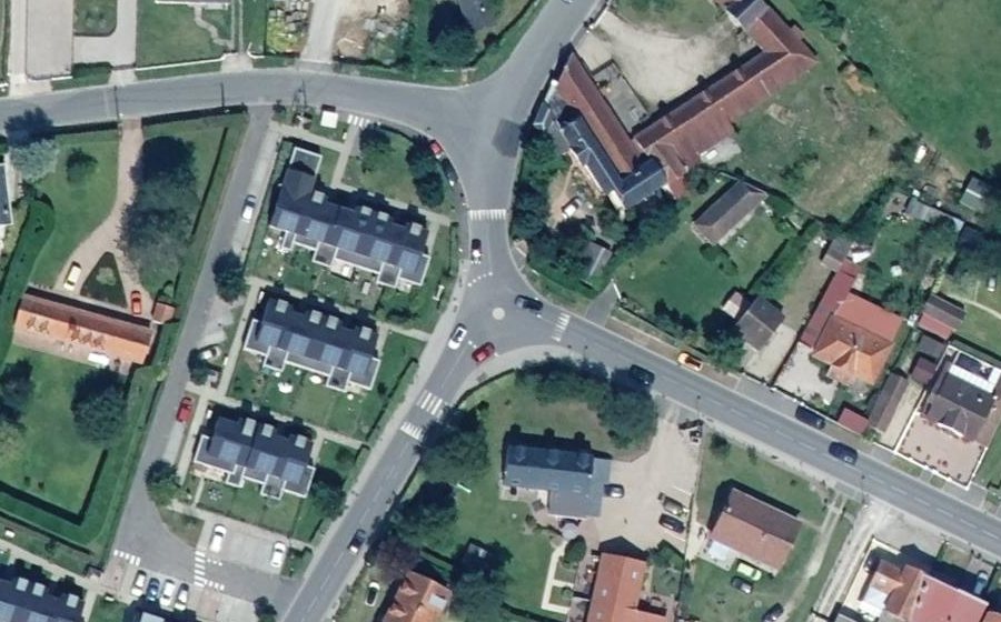 Vue aérienne du Mini-giratoire n°304689894