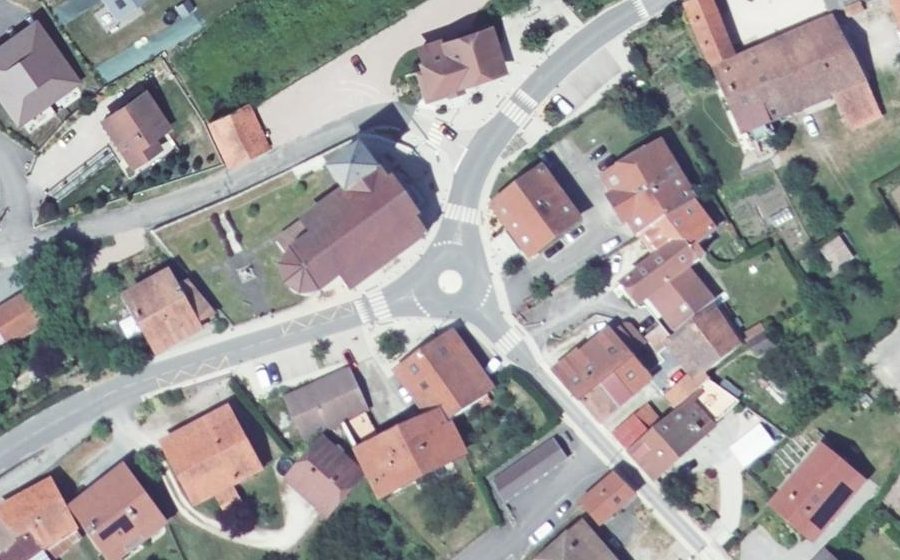 Vue aérienne du Mini-giratoire n°304757303