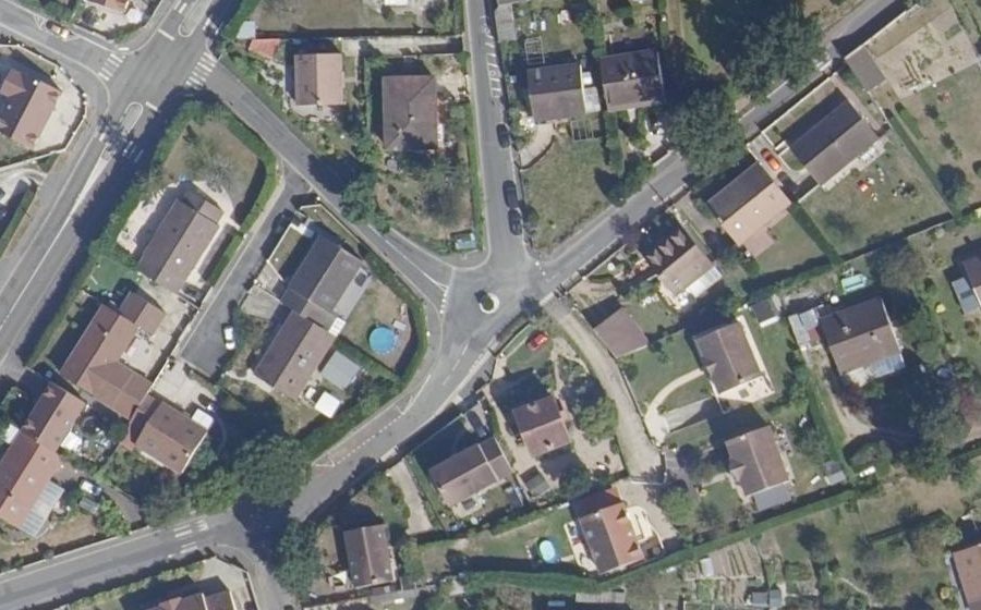 Vue aérienne du Mini-giratoire n°304790737