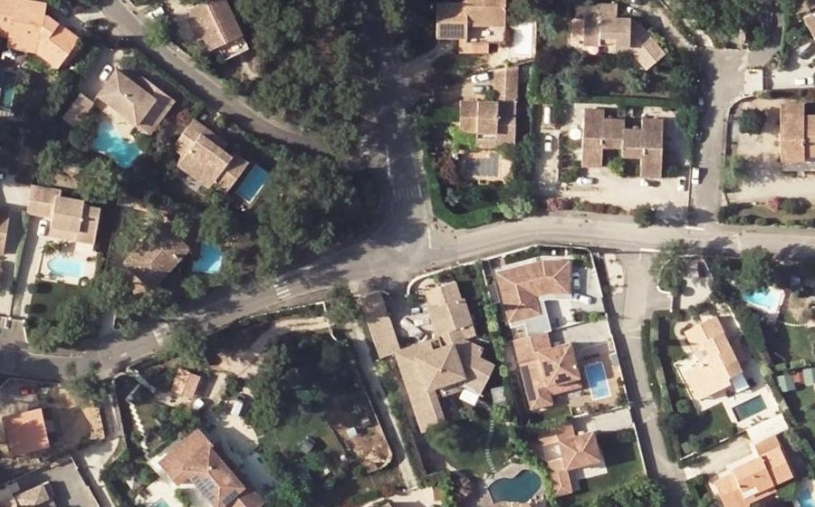 Vue aérienne du Mini-giratoire n°305886436