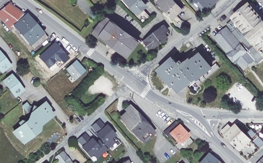 Vue aérienne du Mini-giratoire n°306380893