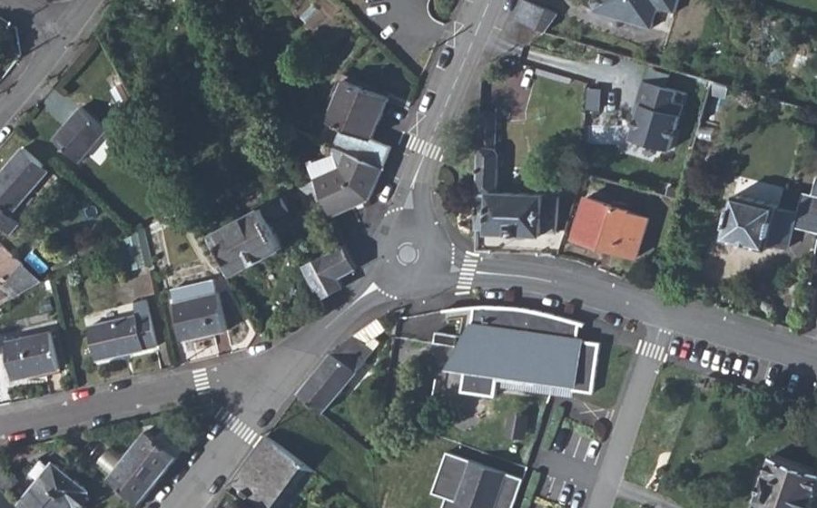 Vue aérienne du Mini-giratoire n°306651650