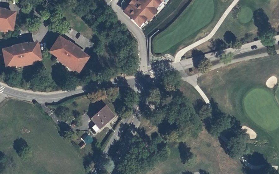 Vue aérienne du Mini-giratoire n°307037918