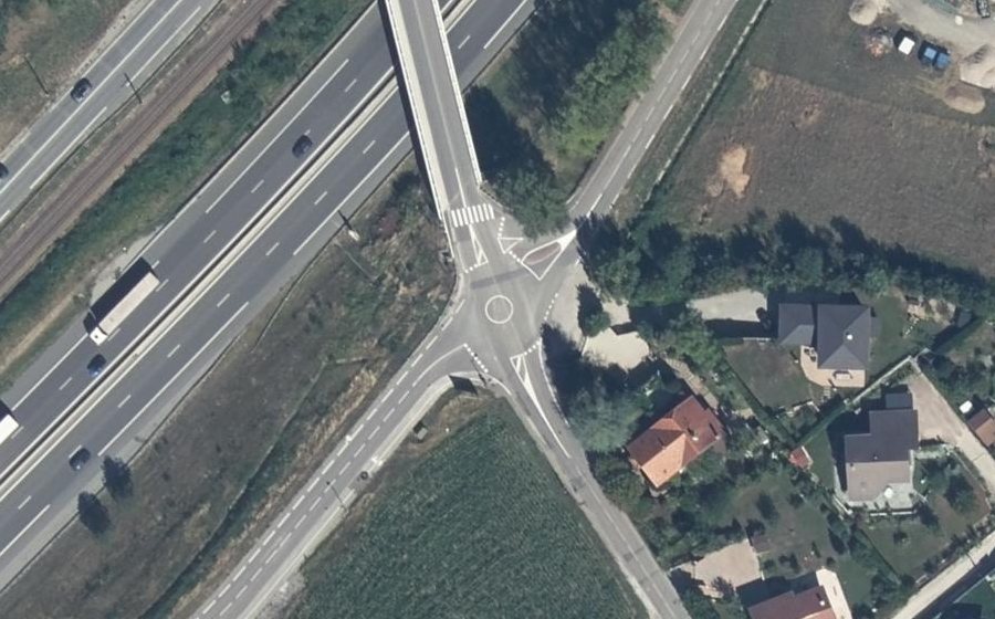 Vue aérienne du Mini-giratoire n°307515660