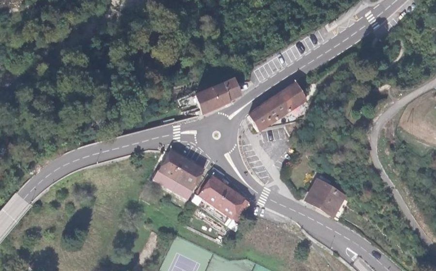 Vue aérienne du Mini-giratoire n°307790611