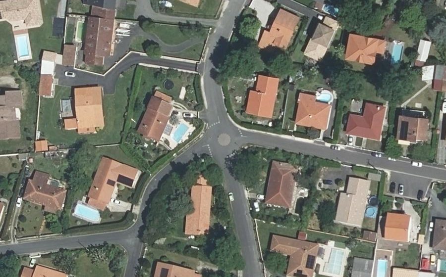 Vue aérienne du Mini-giratoire n°308733177