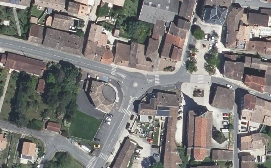 Vue aérienne du Mini-giratoire n°309464008