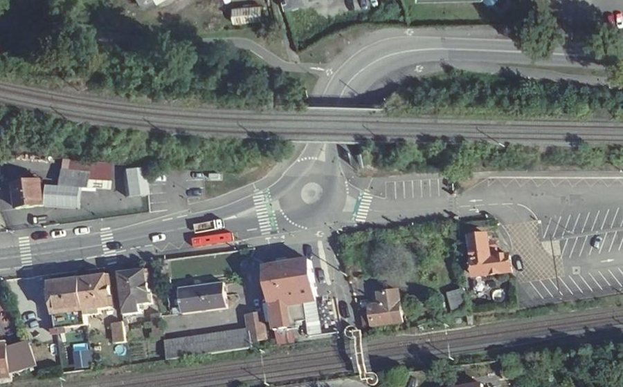 Vue aérienne du Mini-giratoire n°310690856