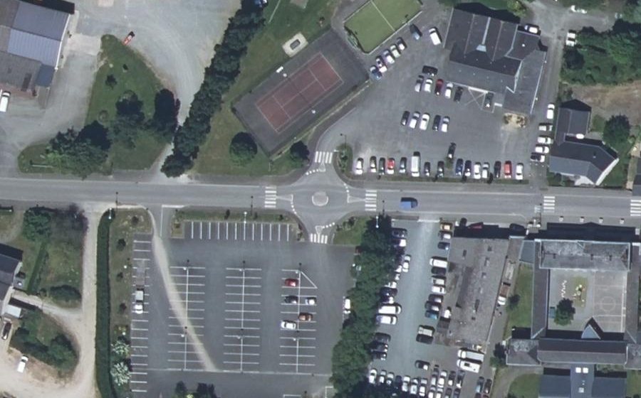 Vue aérienne du Mini-giratoire n°311405589