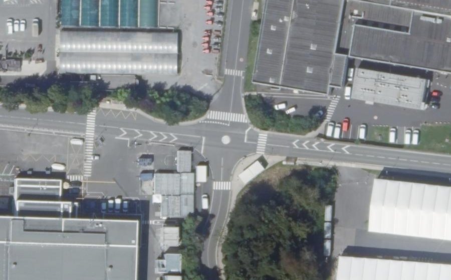 Vue aérienne du Mini-giratoire n°312884986