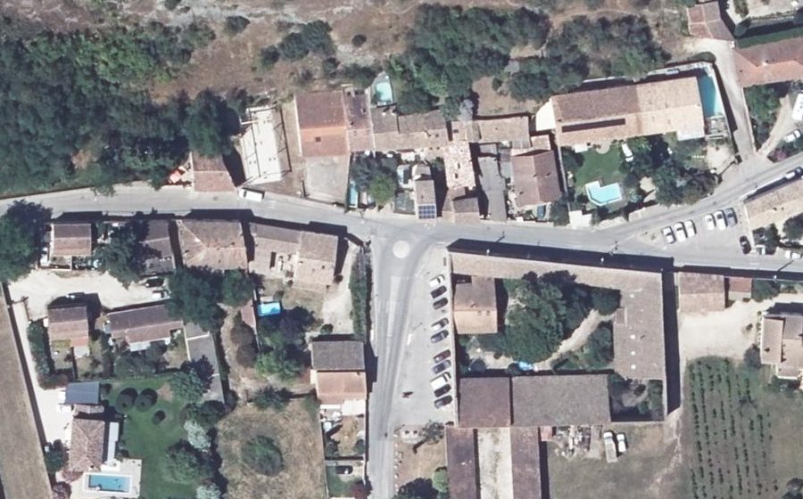 Vue aérienne du Mini-giratoire n°313092608