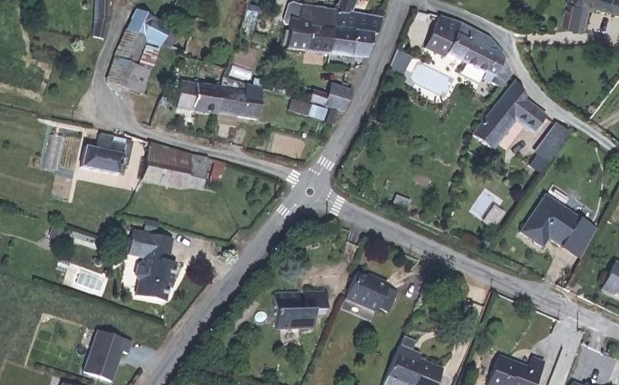 Vue aérienne du Mini-giratoire n°313195079