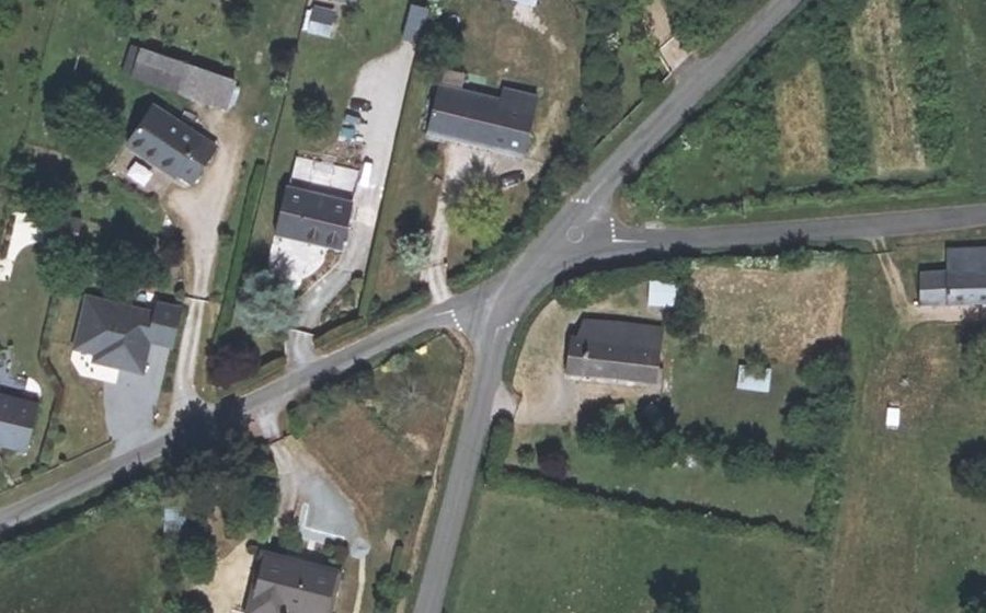 Vue aérienne du Mini-giratoire n°313361305