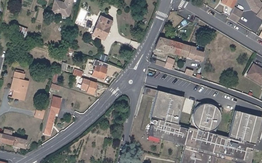 Vue aérienne du Mini-giratoire n°313491333