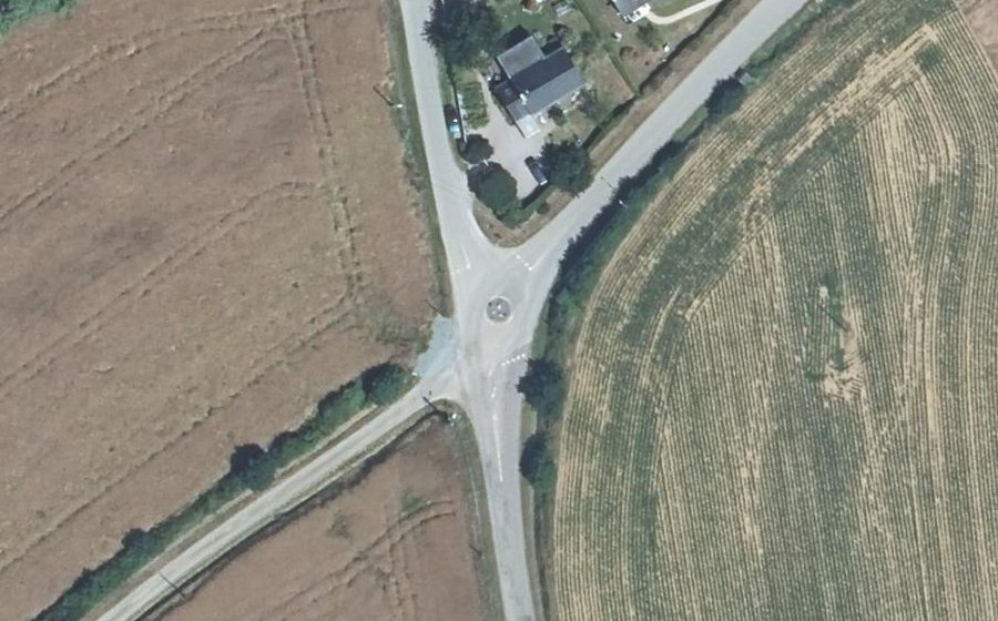 Vue aérienne du Mini-giratoire n°315905979
