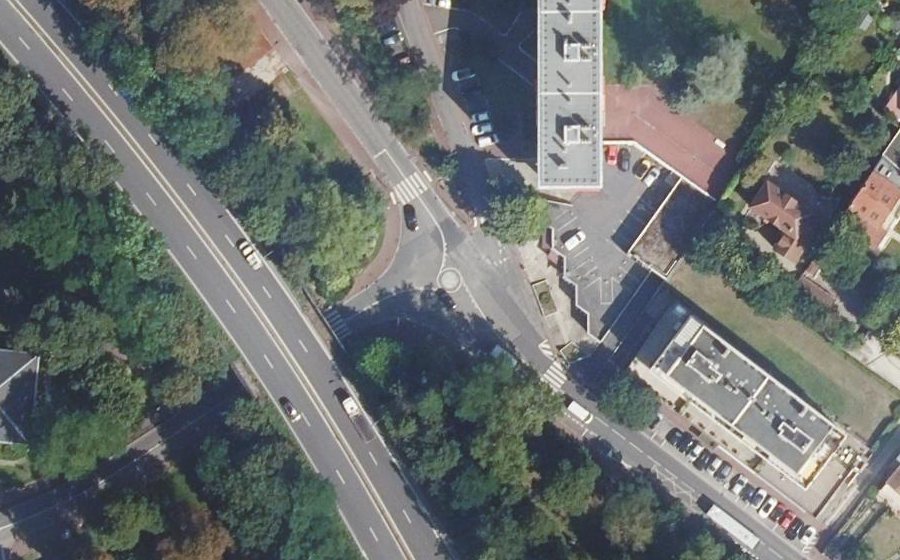Vue aérienne du Mini-giratoire n°317479361