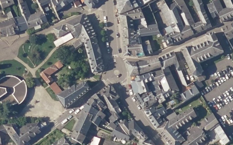 Vue aérienne du Mini-giratoire n°317789495