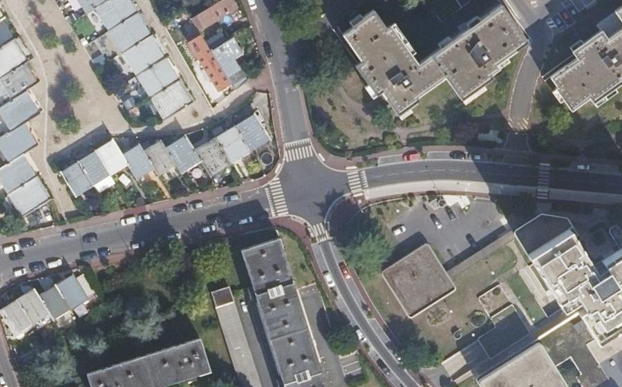 Vue aérienne du Mini-giratoire n°317841676
